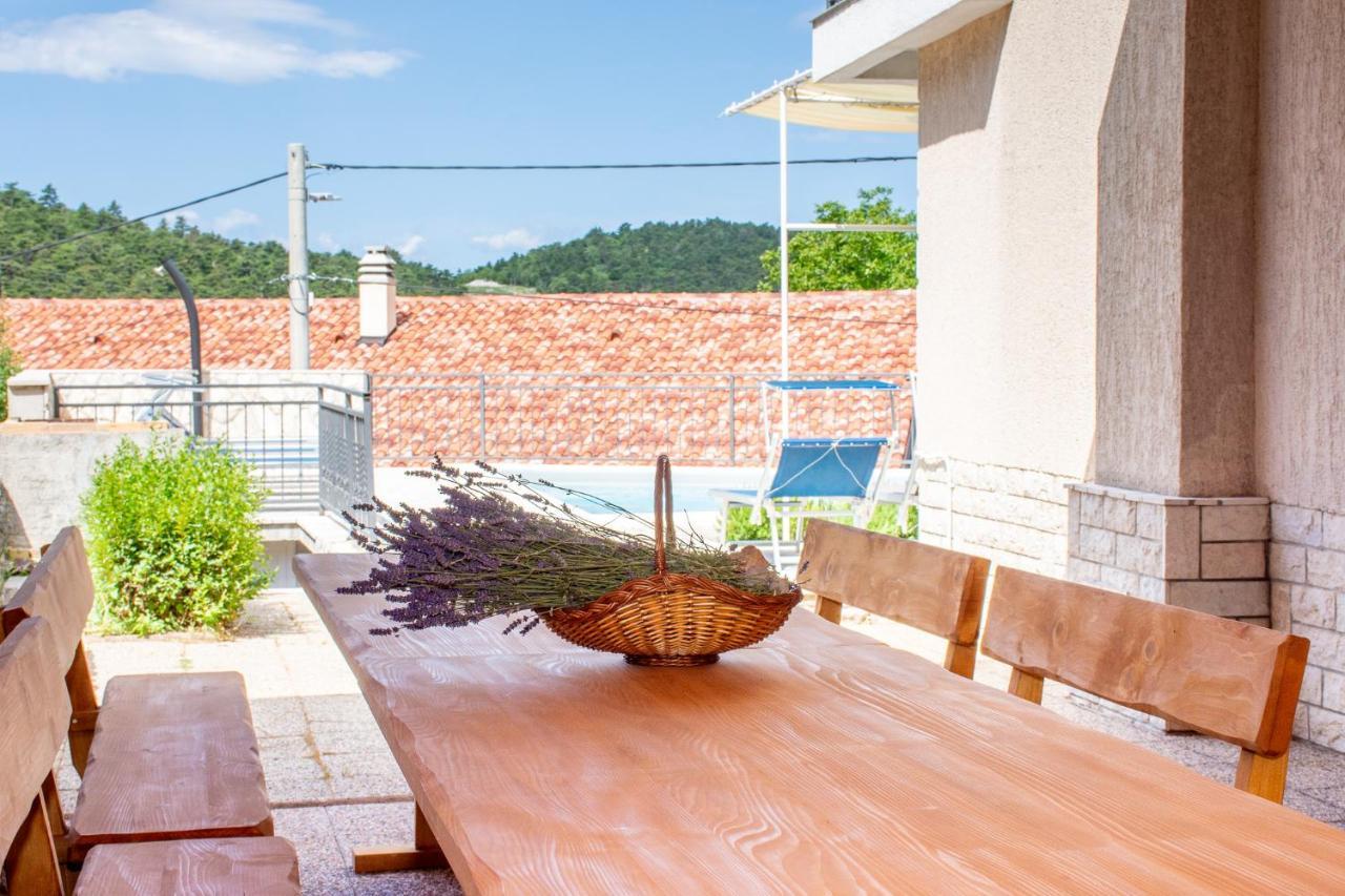 Kika'S Home Krizisce Экстерьер фото